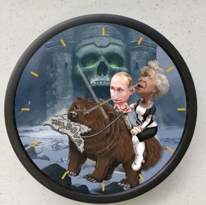 Queen Elizabeth's clock